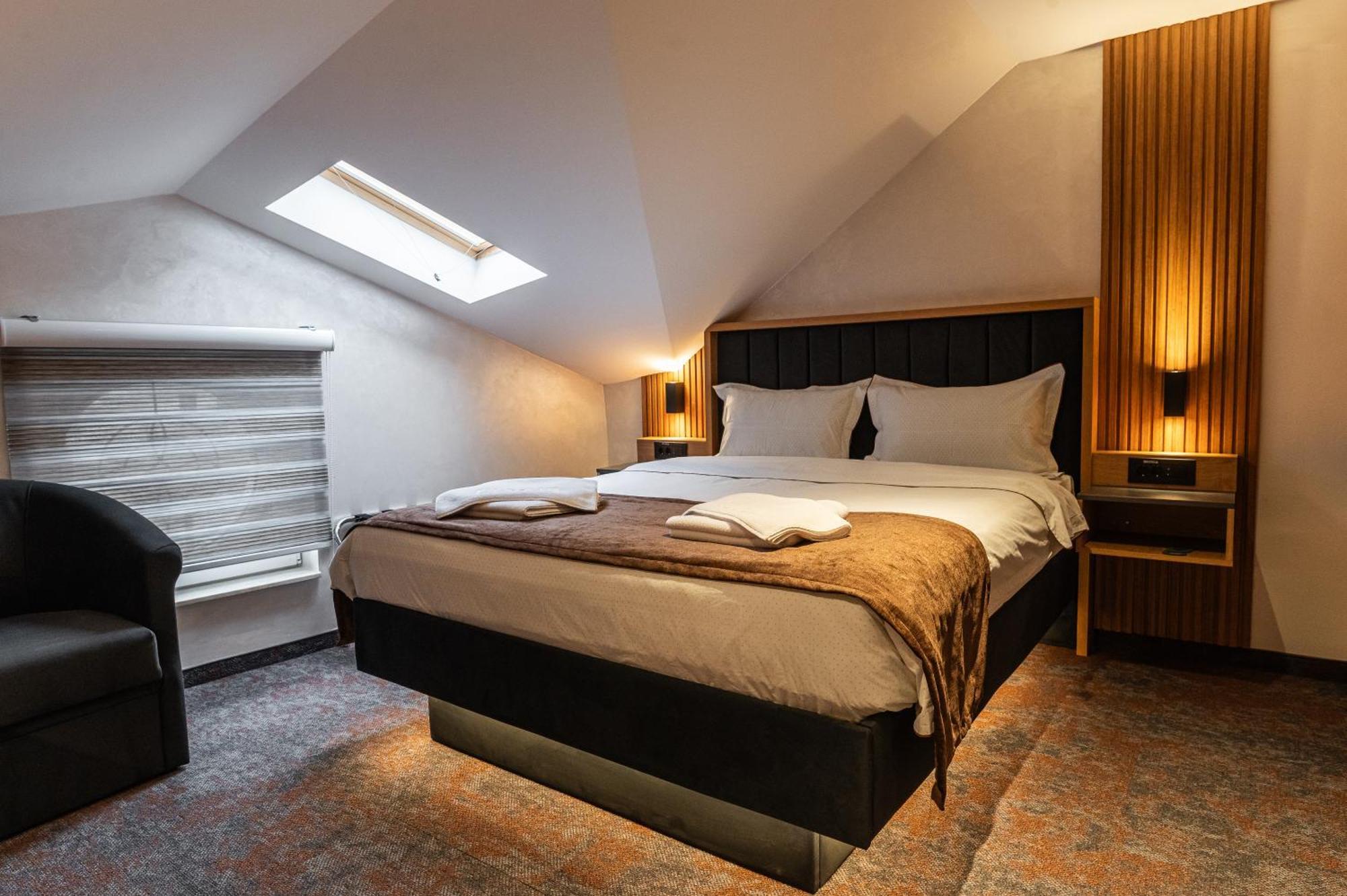 Hotel Astral Šabac Rom bilde
