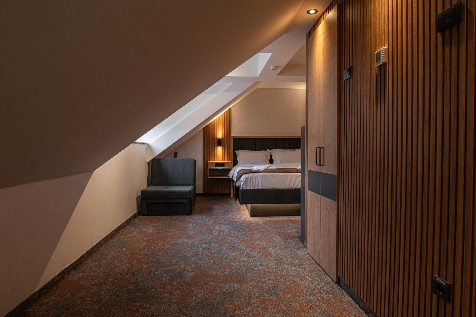Hotel Astral Šabac Rom bilde