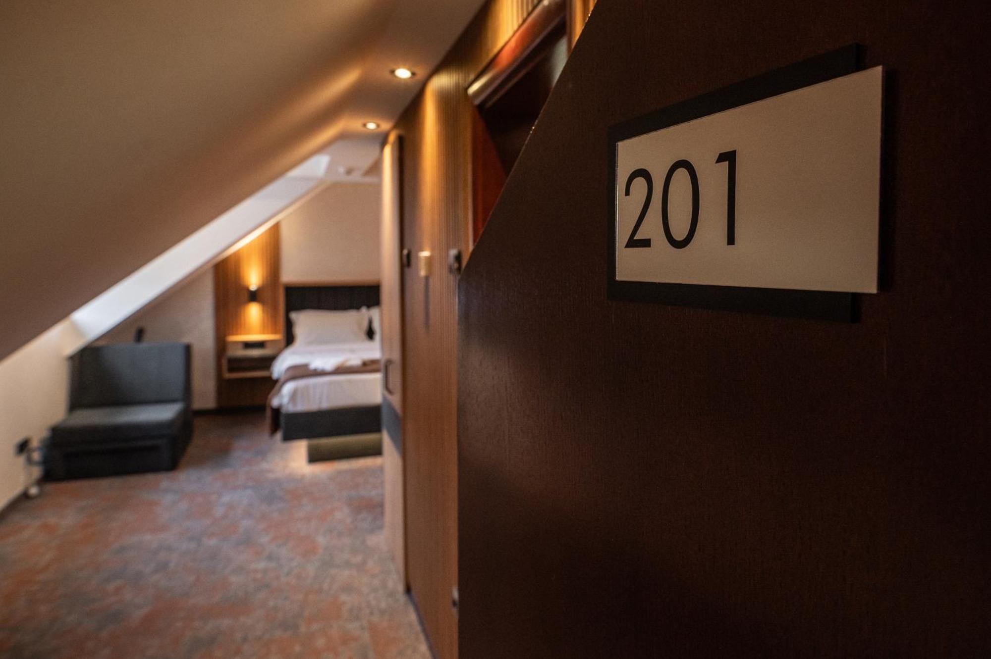 Hotel Astral Šabac Rom bilde