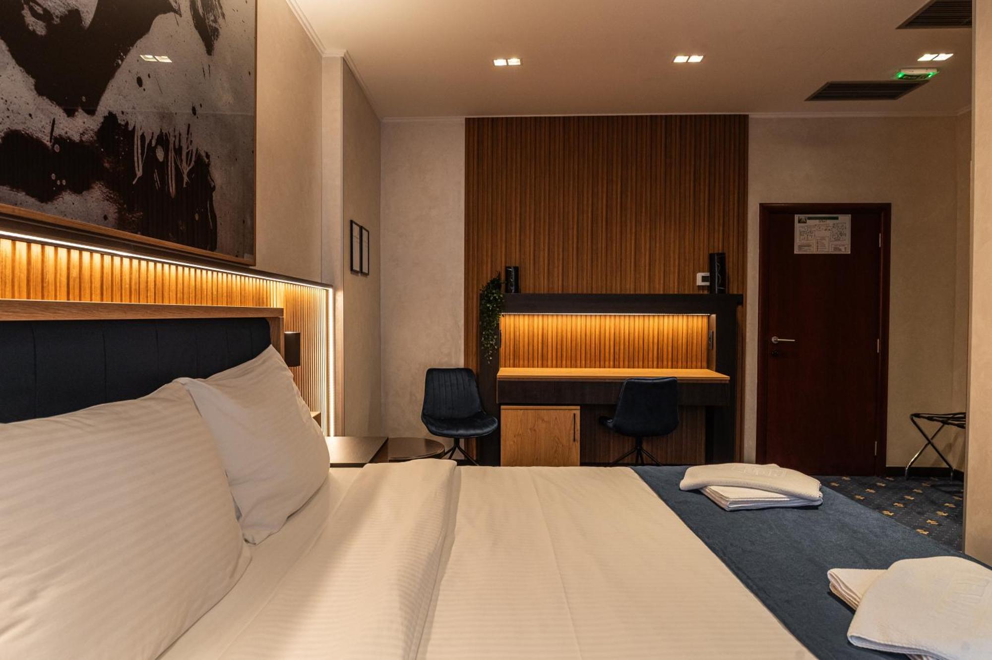Hotel Astral Šabac Rom bilde