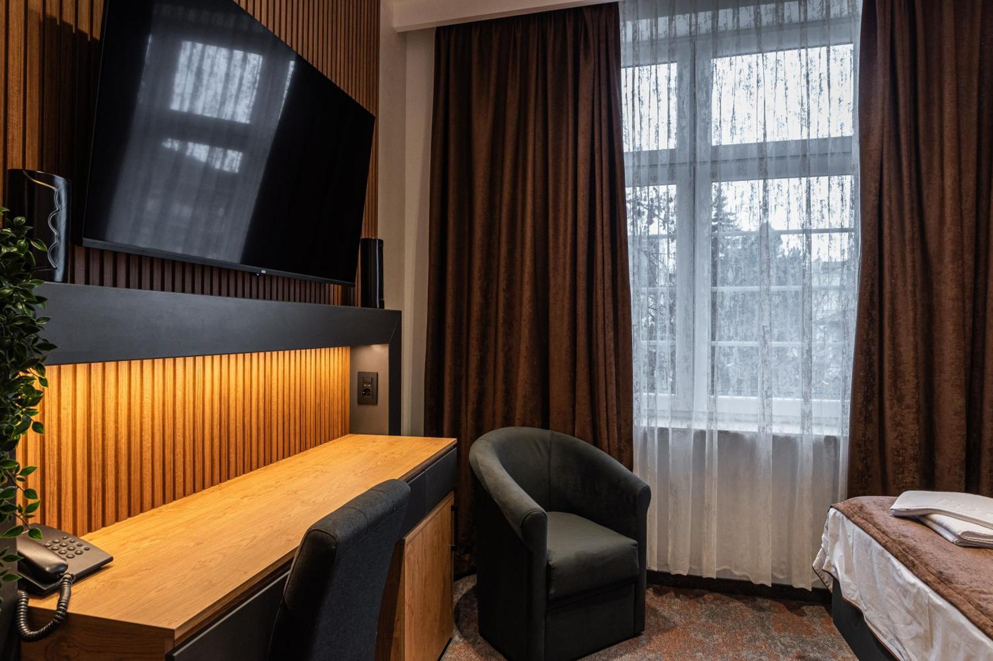 Hotel Astral Šabac Rom bilde