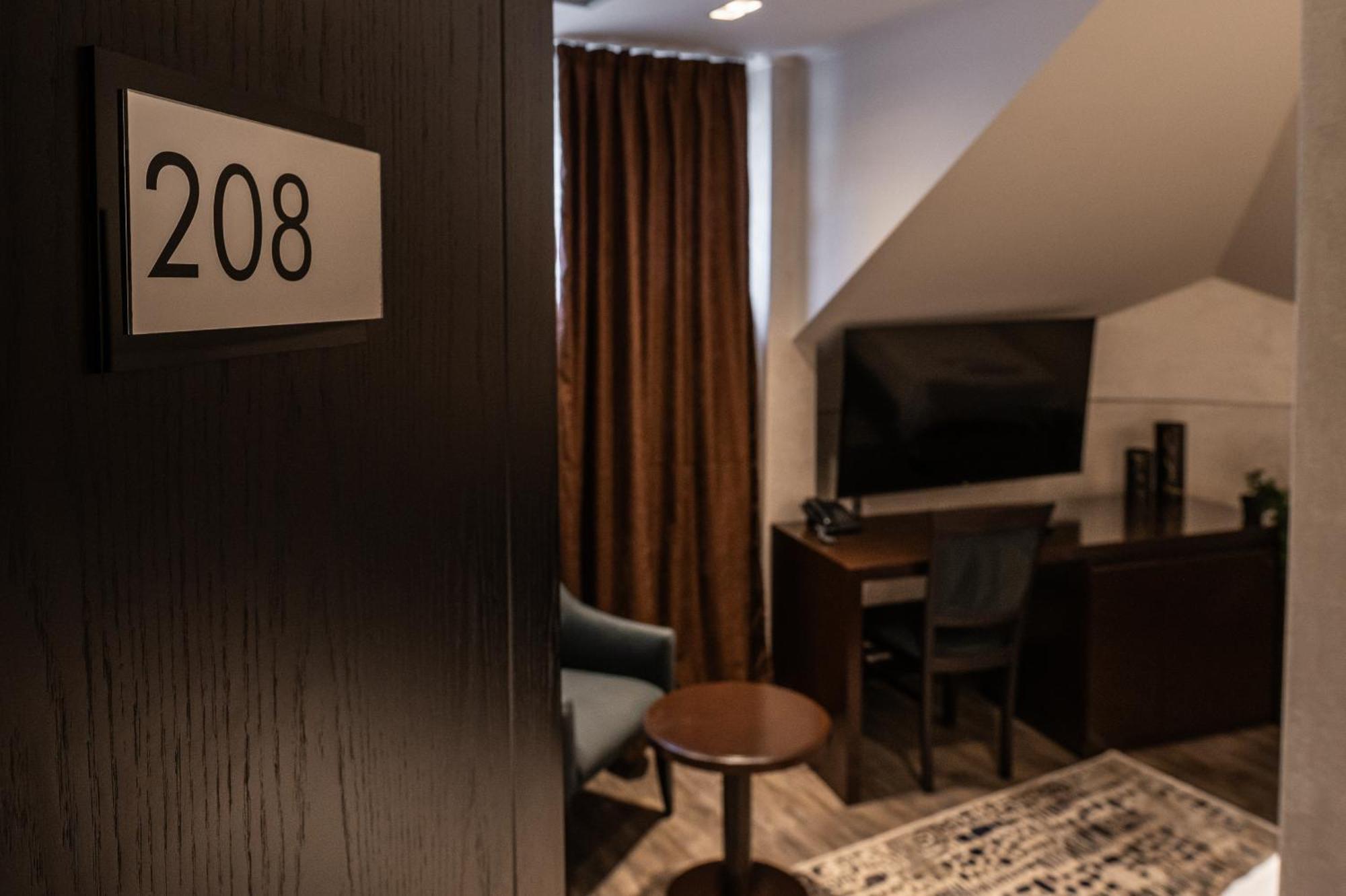 Hotel Astral Šabac Rom bilde