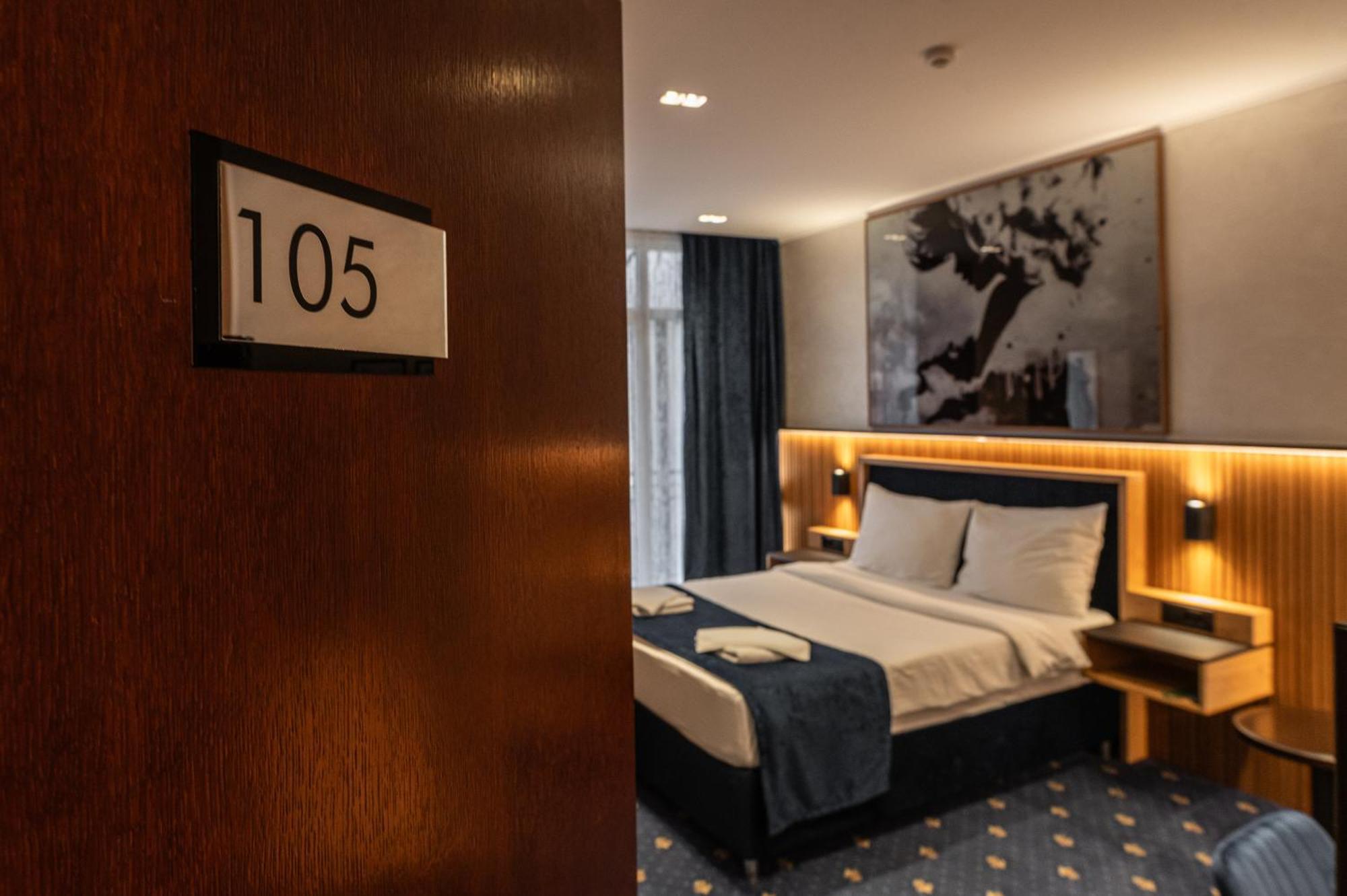 Hotel Astral Šabac Rom bilde
