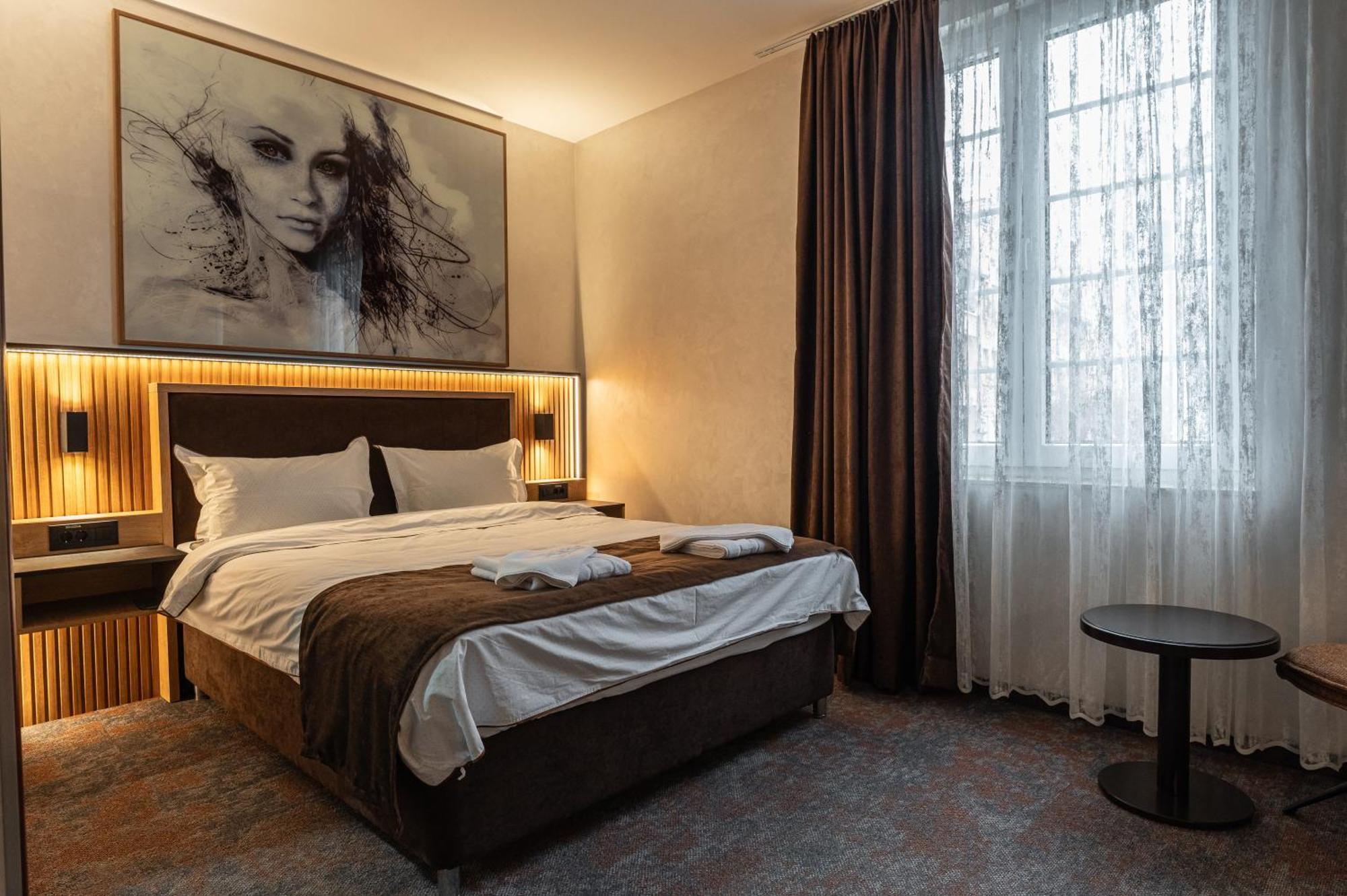 Hotel Astral Šabac Rom bilde