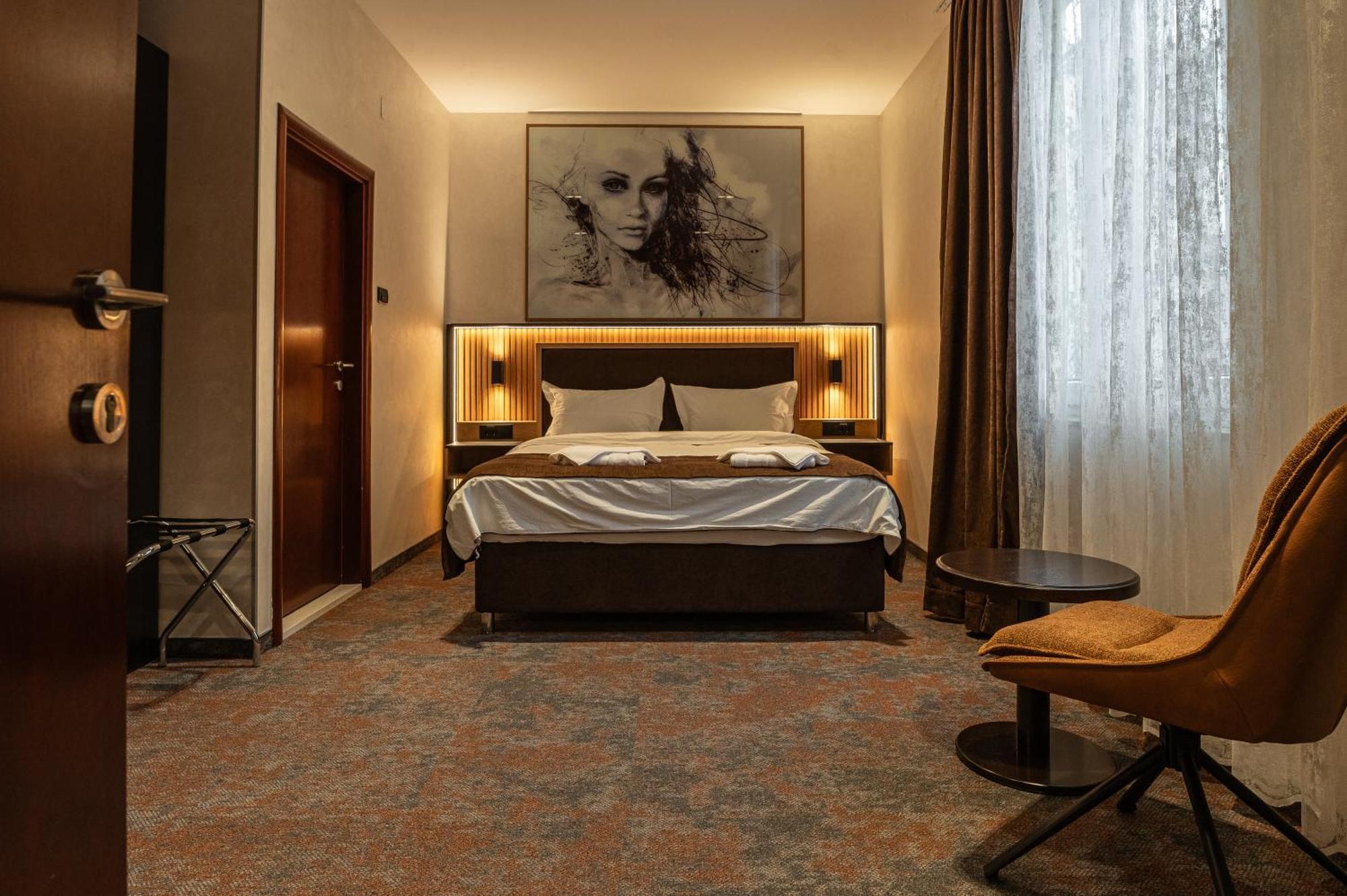 Hotel Astral Šabac Rom bilde