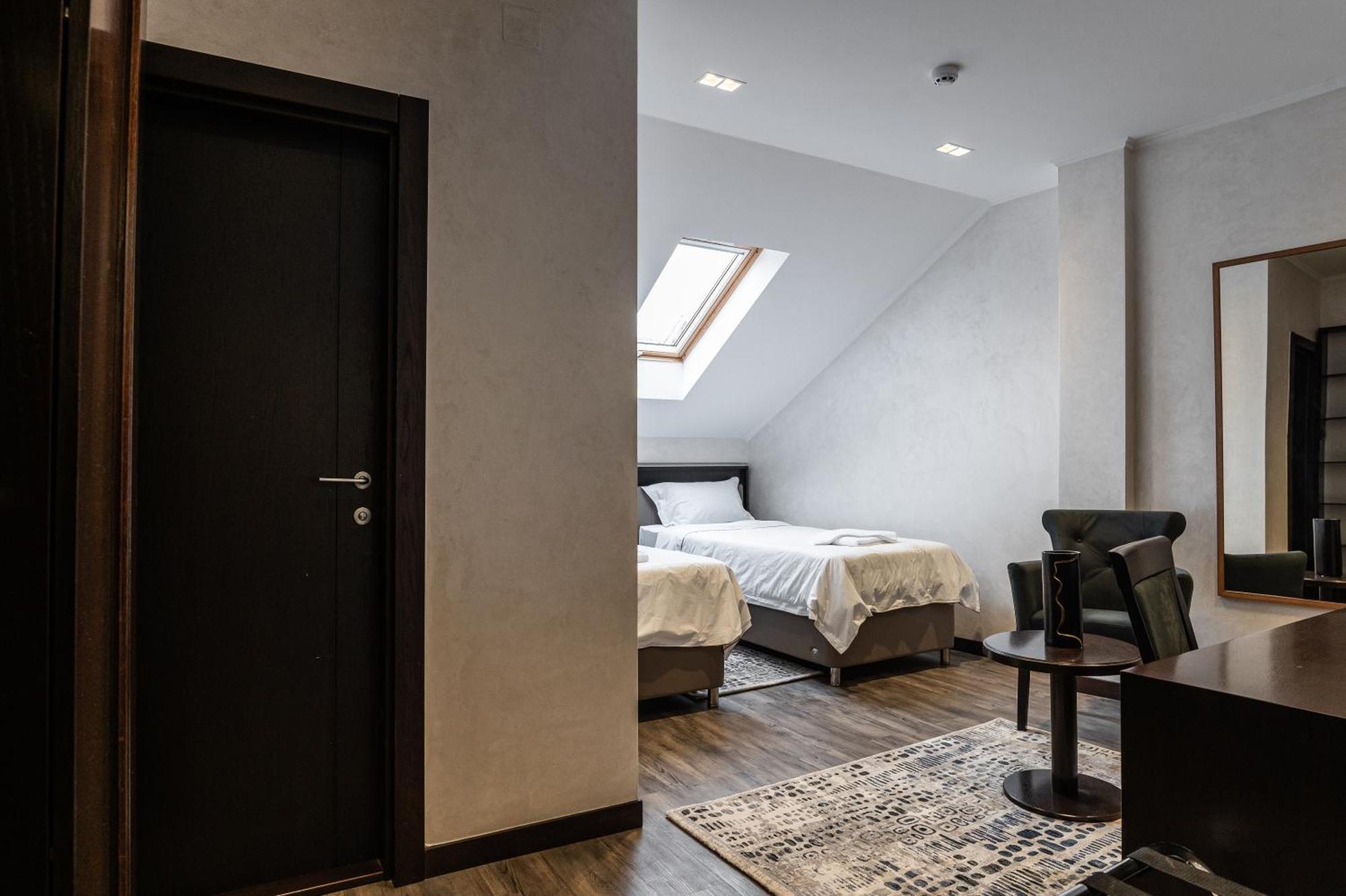 Hotel Astral Šabac Rom bilde