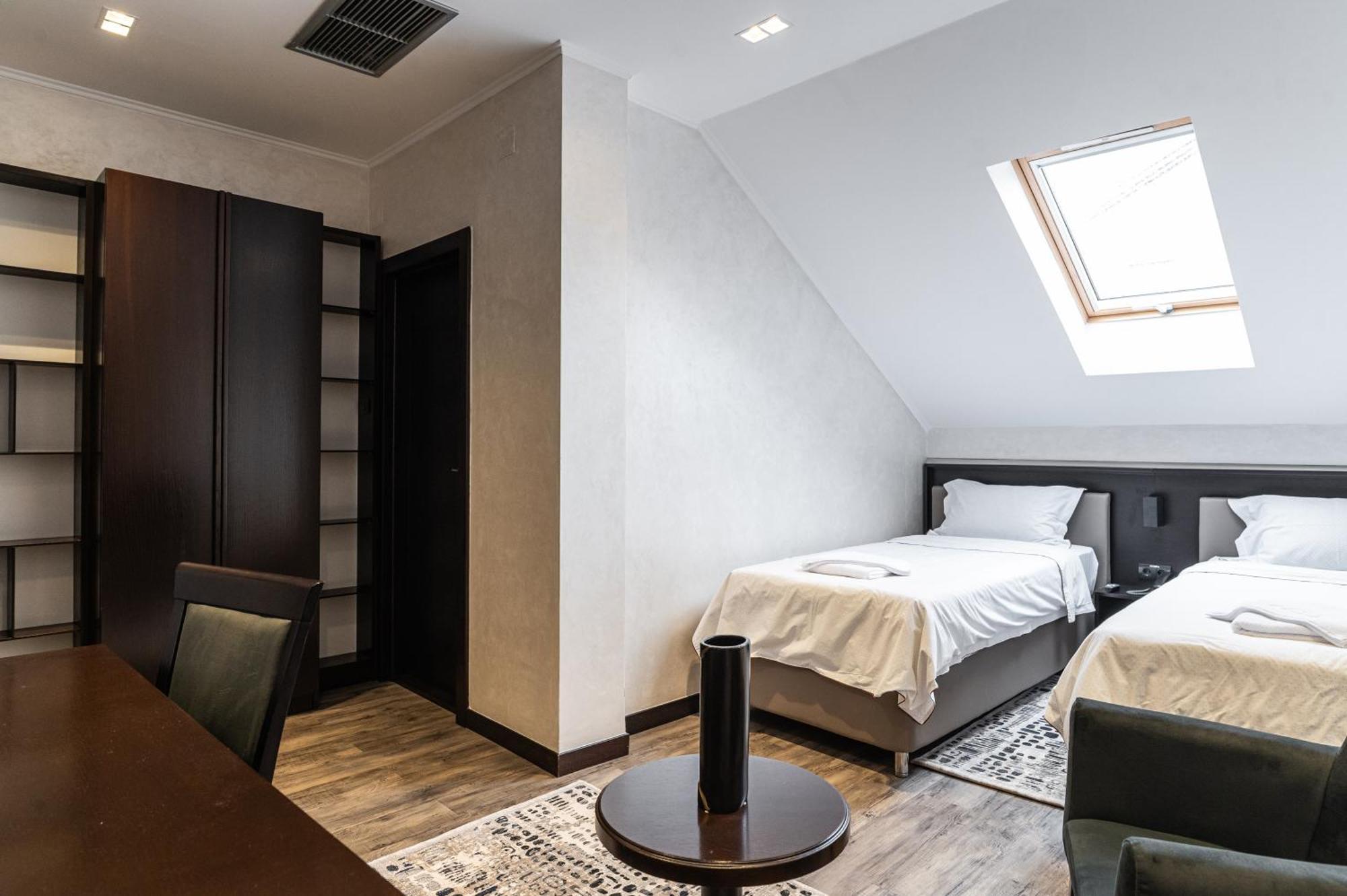 Hotel Astral Šabac Rom bilde