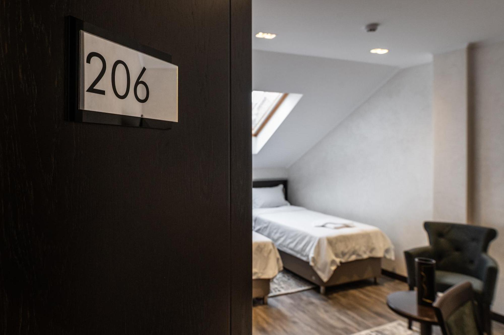 Hotel Astral Šabac Rom bilde