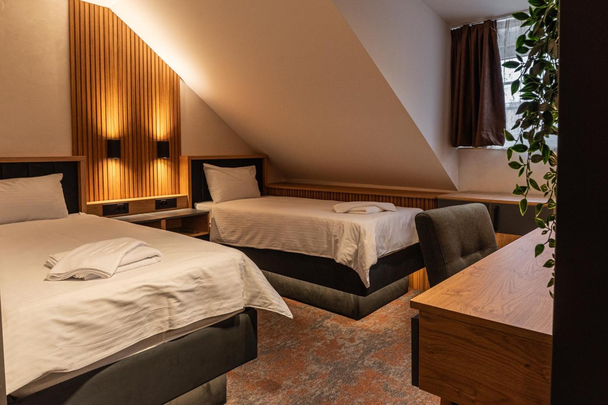 Hotel Astral Šabac Rom bilde