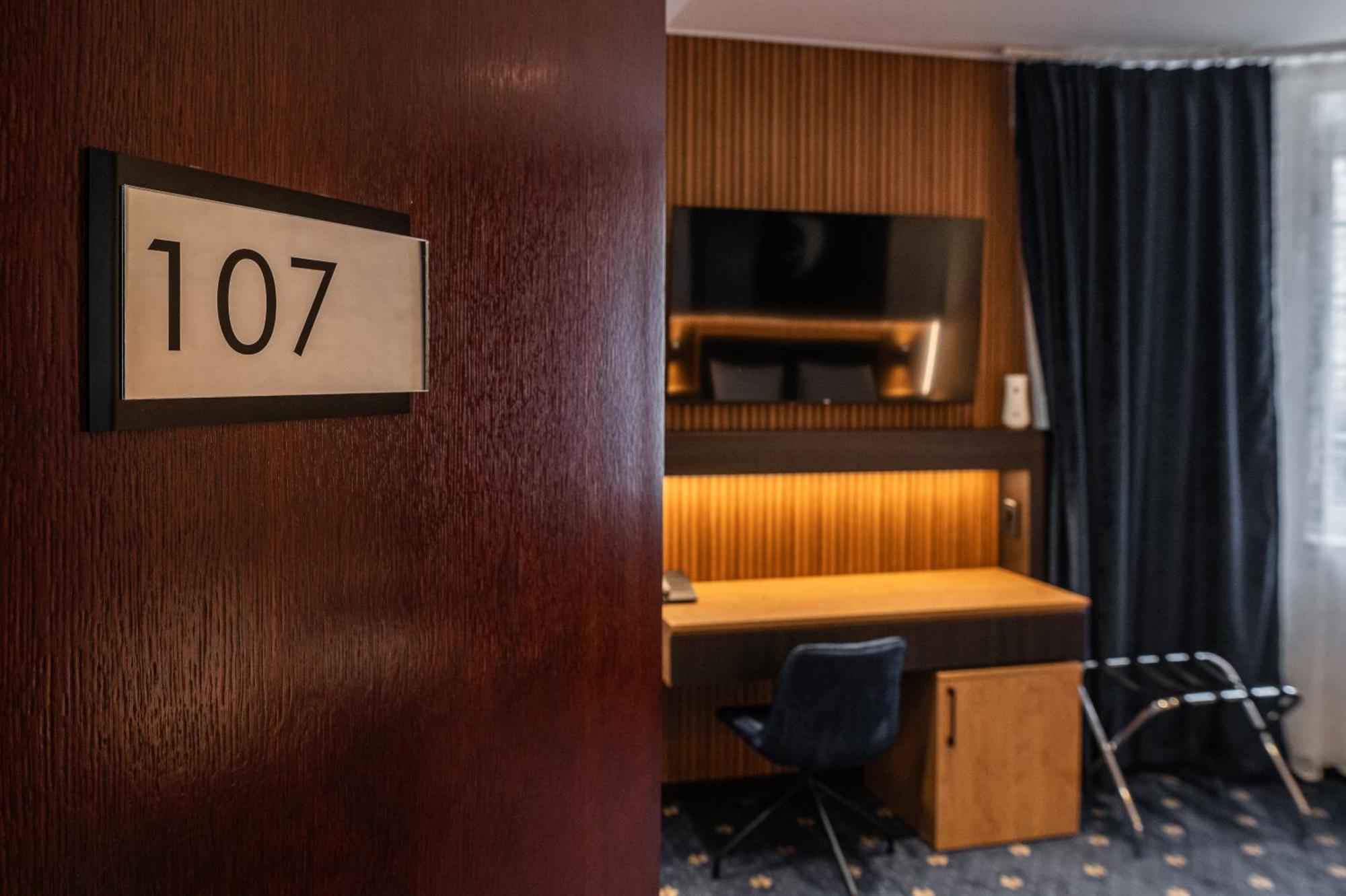 Hotel Astral Šabac Rom bilde