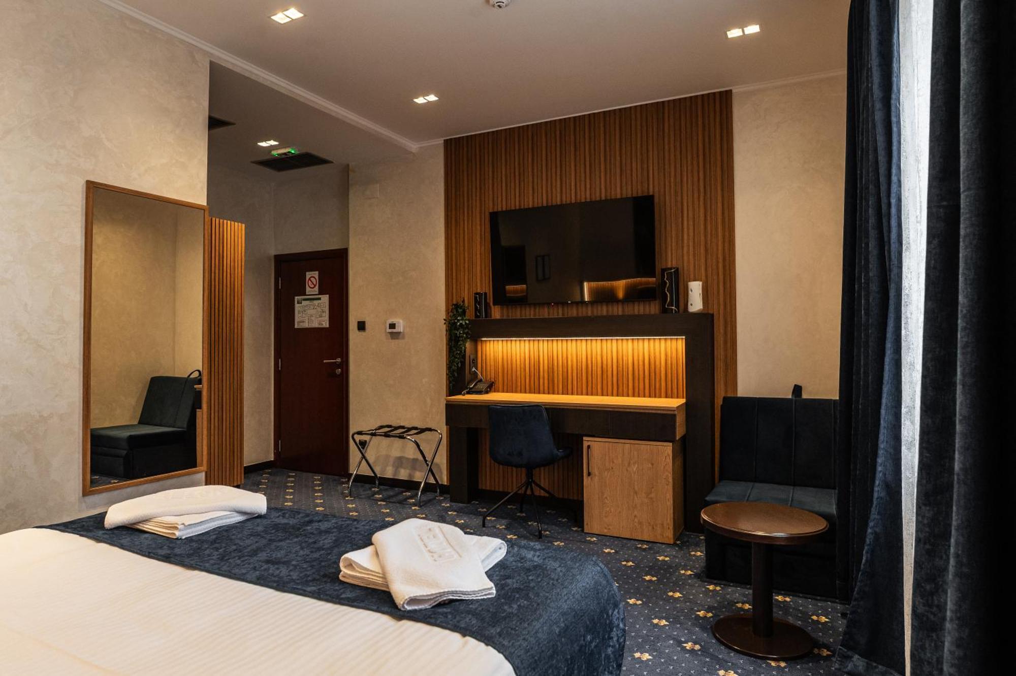 Hotel Astral Šabac Rom bilde