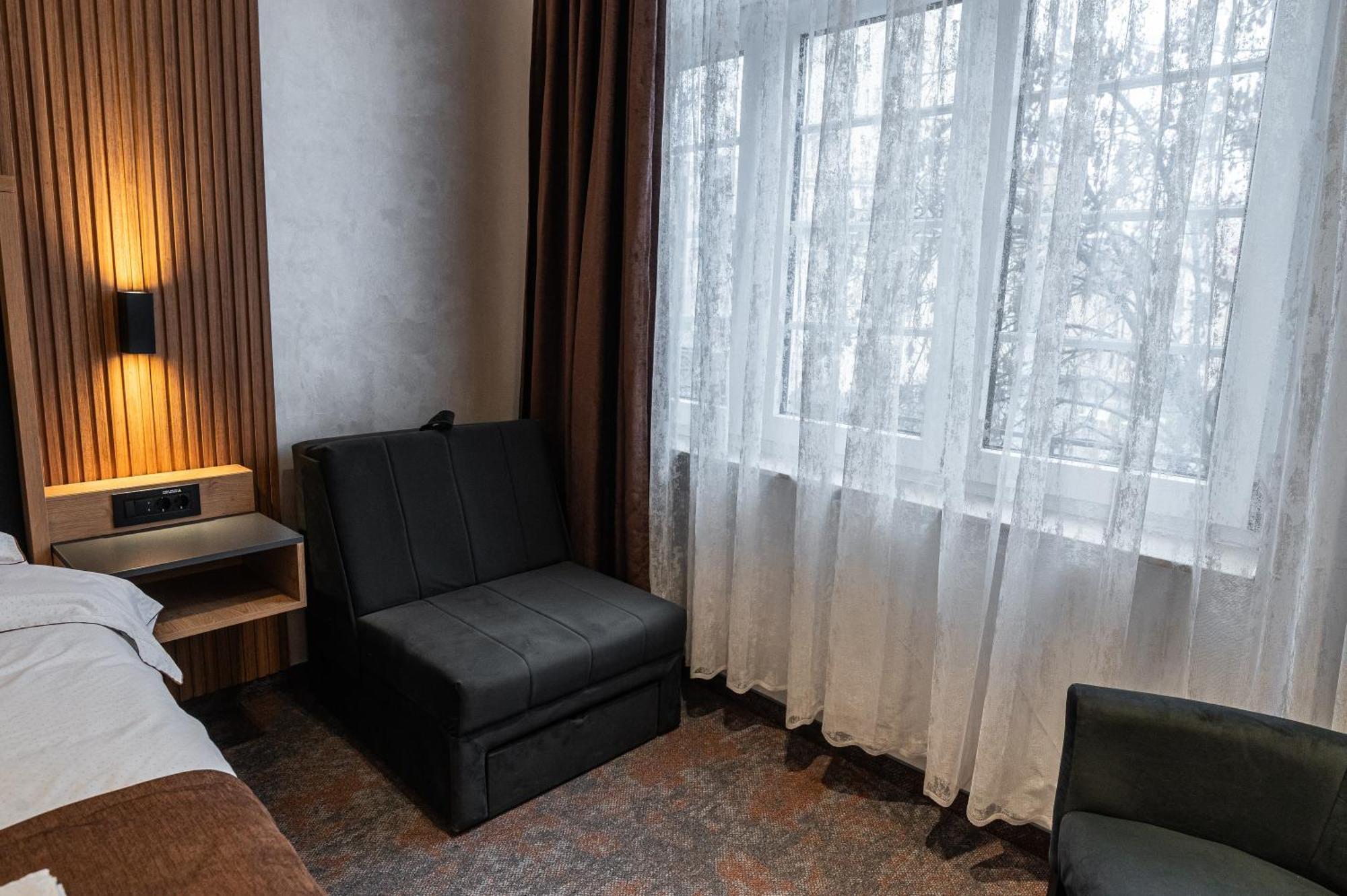 Hotel Astral Šabac Rom bilde